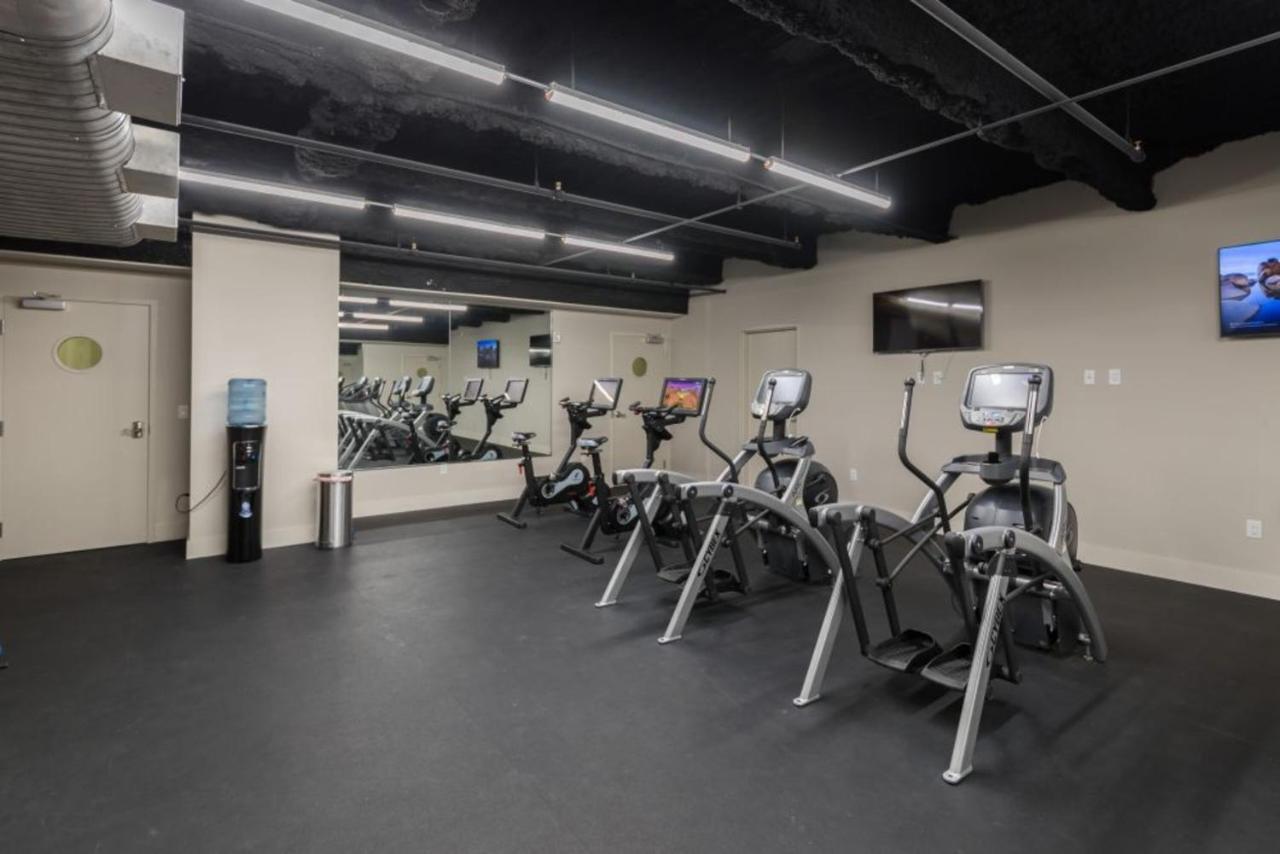 Luxury 2-Bedroom Condo Steps Away From The French Quarter New Orleans Luaran gambar