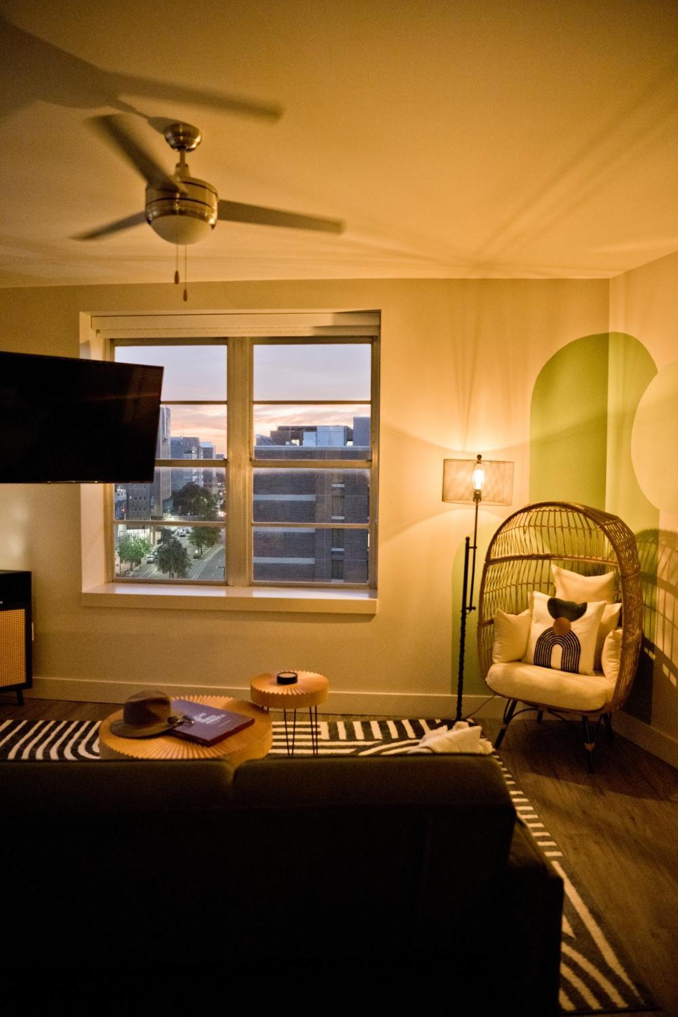 Luxury 2-Bedroom Condo Steps Away From The French Quarter New Orleans Luaran gambar